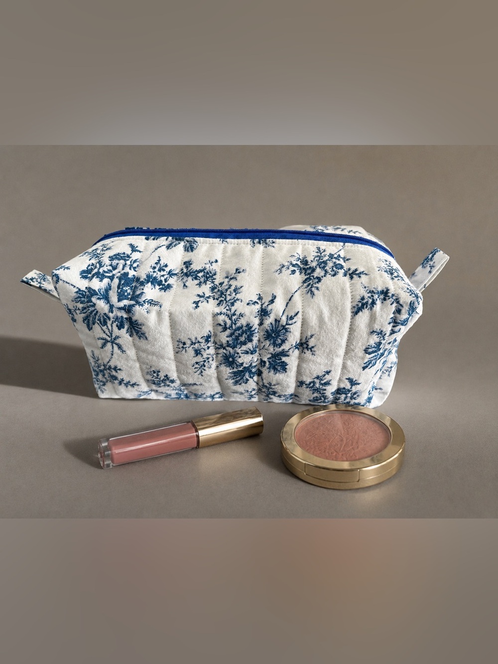🌿 Handmade Quilted Cosmetic / Toiletry Bag 🌿